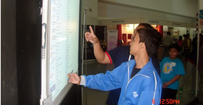 Sir Ervin and Wilhein test the big digital panel.