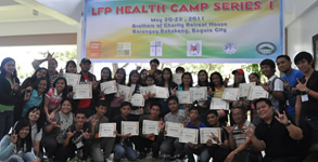 Campers and Facilitators display their certificates.